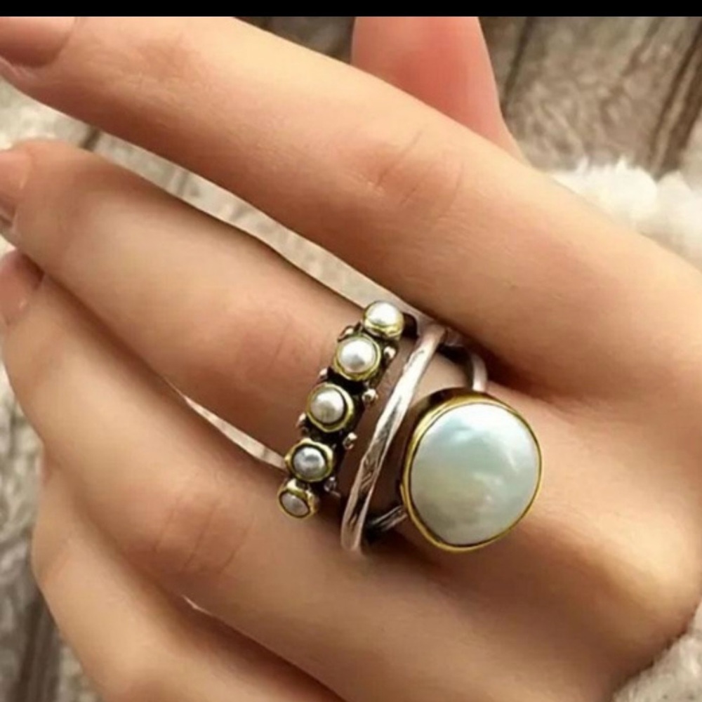 🆕️ Bohemian two tone multilayer pearl ring